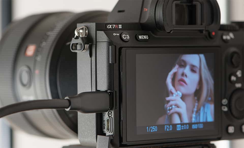 Alpha 7R III 35mm Full-Frame Camera with Autofocus | ILCE-7RM3A