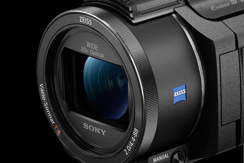 AX53 4K Handycam® with Exmor R™ CMOS sensor | FDR-AX53 | Sony Africa